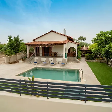 Olivia Villa Loutráki