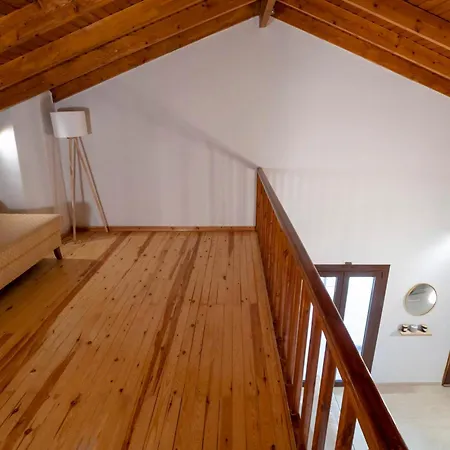Villa Olivia Loutraki (Corinthia)