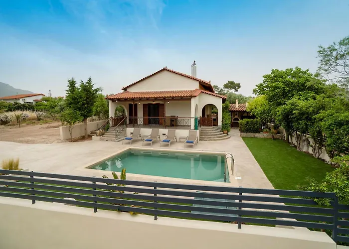 Olivia Villa Loutráki